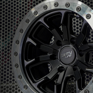 Aro Rin 17x9 / PCD:6x139 / ET:38 / Maquinado+Negro - Image 2