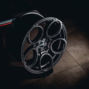 Aro Rin 17x8,5 / PCD/Manzana:5x100 / ET/Offset:33 / Color: GMF