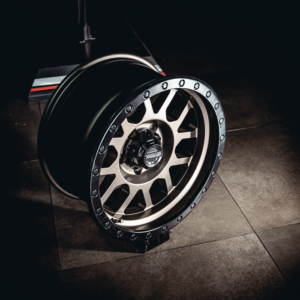 Aro Rin 17x9/PCD/Manzana:5x127/ET/Offset:-12/Color: BBLIP