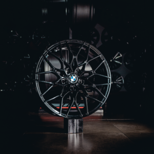 Aro Rin 18x8 / PCD/Manzana:5x120 / ET/Offset:35 / Color: GB - Image 2