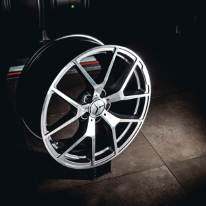 Aro Rin 19x8,5 / PCD/Manzana:5x112 / ET/Offset:42 / Color: GMF