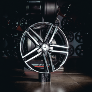 Aro Rin 19x8,5 / PCD/Manzana:5x112 / ET/Offset:45 / Color: BMF - Image 2