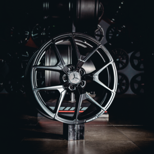 Aro Rin 19x8,5 / PCD/Manzana:5x112 / ET/Offset:45 / Color: MB - Image 2