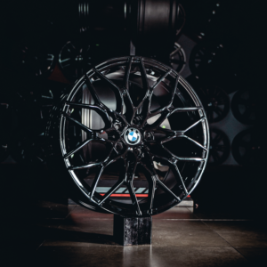 Aro Rin 19x9 / PCD/Manzana:5x112 / ET/Offset:40 / Color: GB - Image 2