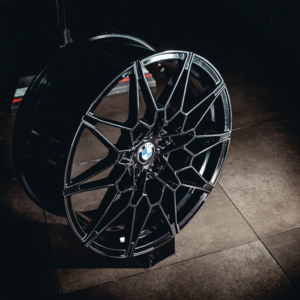 Aro Rin 20x8,5 / PCD/Manzana:5x120 / ET/Offset:30 / Color: GB