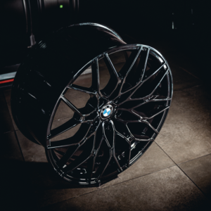 Aro Rin 20x9,5 / PCD/Manzana:5x120 / ET/Offset:40 / Color: GB