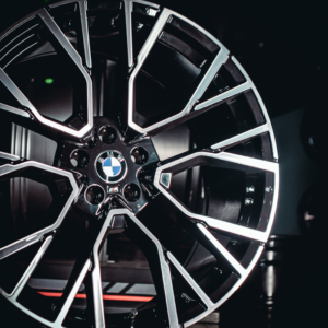 Aro Rin 21x10,5 / PCD/Manzana:5x112 / ET/Offset:40 / Color: BMF - Image 3