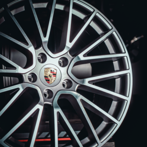 Aro Rin 21x11 / PCD/Manzana:5x130 / ET/Offset:58 / Color: GMF - Image 3