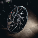 Aro Rin 22x10 / PCD/Manzana:6x135 / ET/Offset:25 / Color: BMW