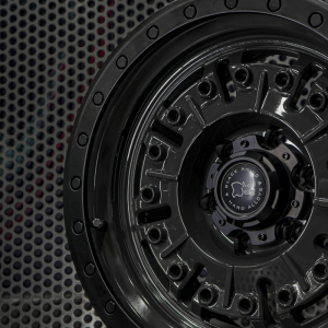 Aro Rin 17X9 / Manzana: 6X139 / ET 0 / Color: OGMB - Image 2