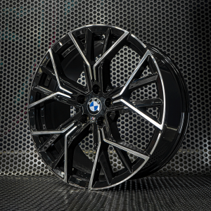 Aro Rin 19x9 / Manzana: 5x120 / ET40 / Color: BMF